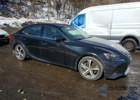 2017 Lexus Is 300 z USA, uszkodzony, nr VIN JTHCM1D25H5017084